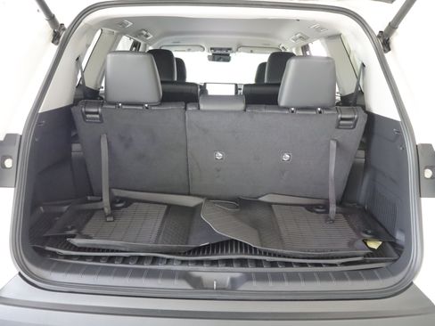 Used 2024 Toyota Grand Highlander AWD image 21