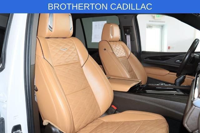 Used 2021 Cadillac Escalade Sport w/ Driver Assist Tech Package AWD/4WD image 23
