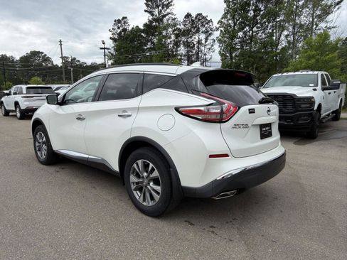 Used 2018 Nissan Murano SV w/ Cargo Package image 4