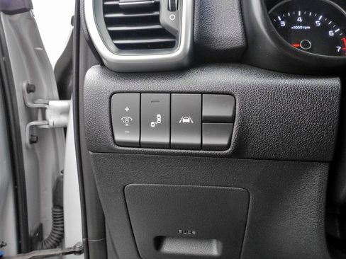 Used 2020 Kia Sportage LX w/ LX Popular Package image 23