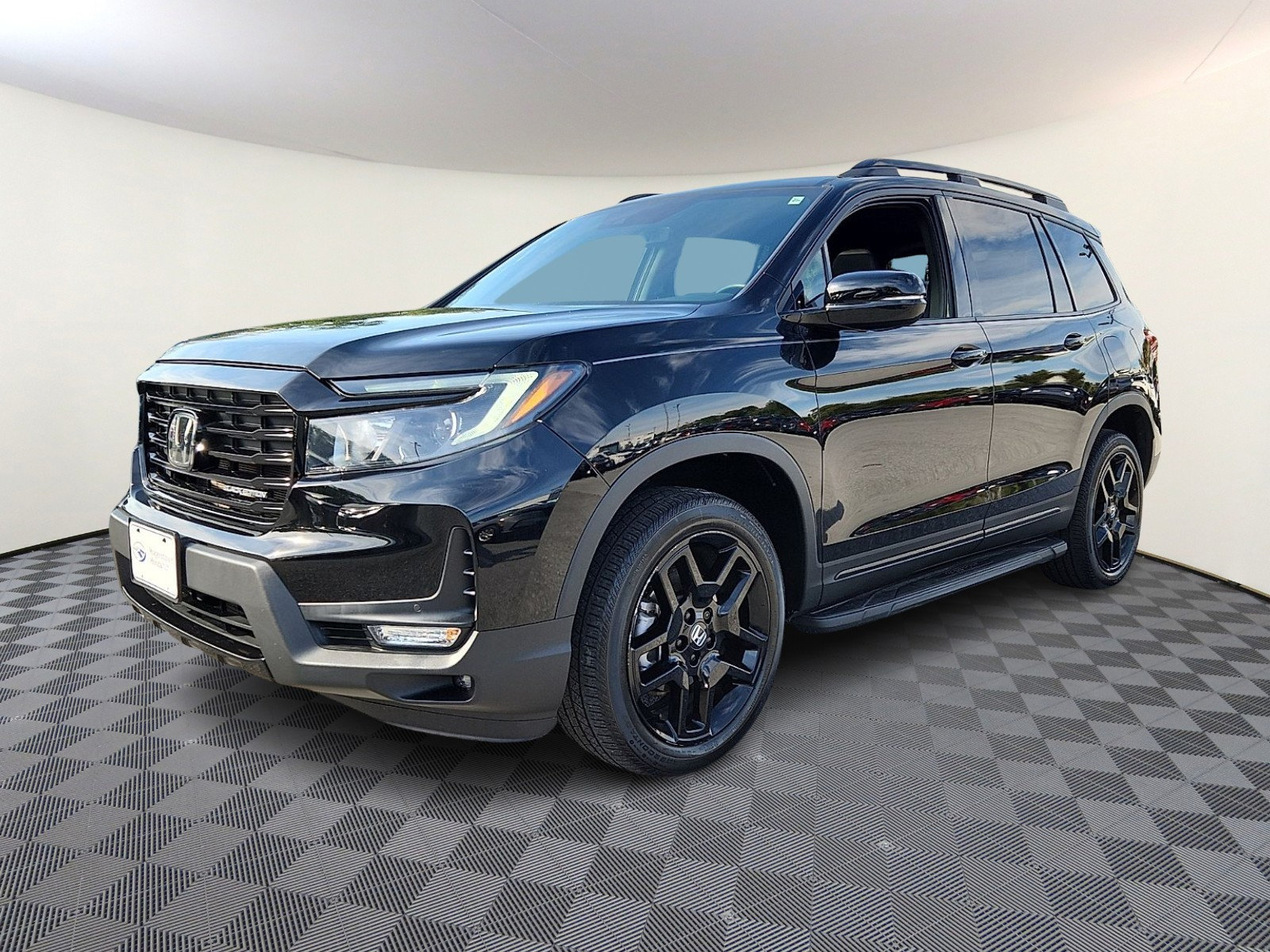 Used 2024 Honda Passport Black Edition image 3