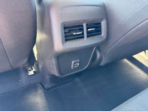 Certified 2023 Chevrolet Equinox LS image 13