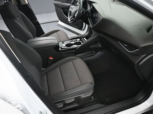 Used 2023 Buick Envision Preferred image 17