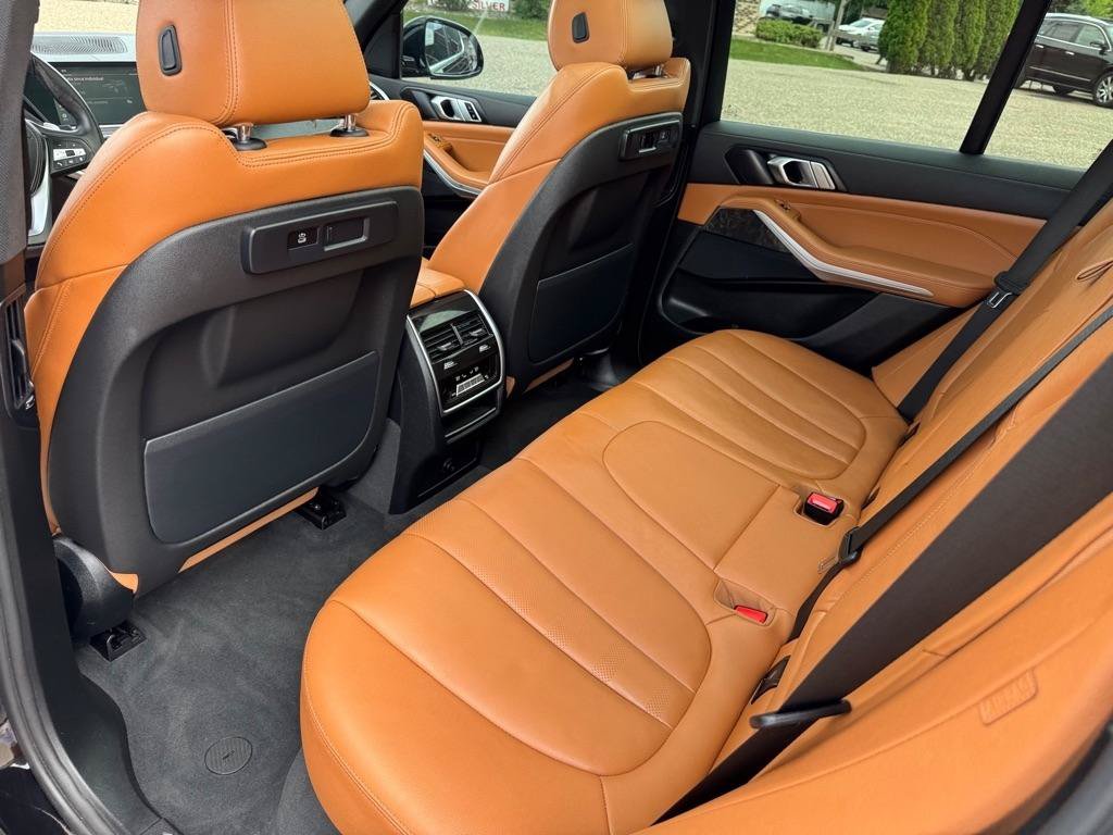 Used 2022 BMW X5 xDrive40i w/ Premium Package AWD/4WD image 20