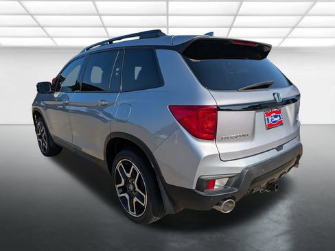 Used 2023 Honda Passport Elite image 2