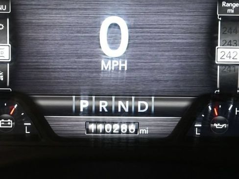 Used 2022 RAM 1500 Laramie w/ Sport Appearance Package AWD/4WD image 4
