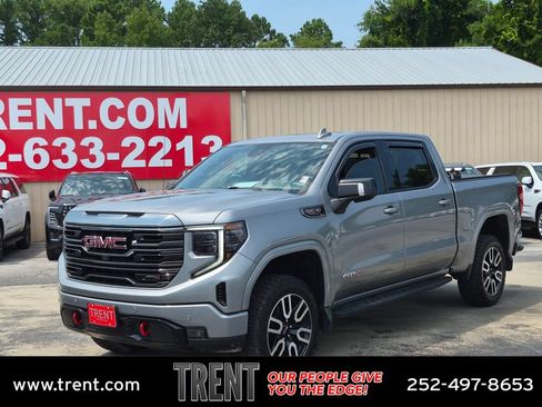 Used 2024 GMC Sierra 1500 AT4 w/ Technology Package AWD/4WD image 1