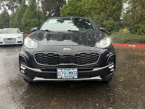 Used 2020 Kia Sportage SX image 2