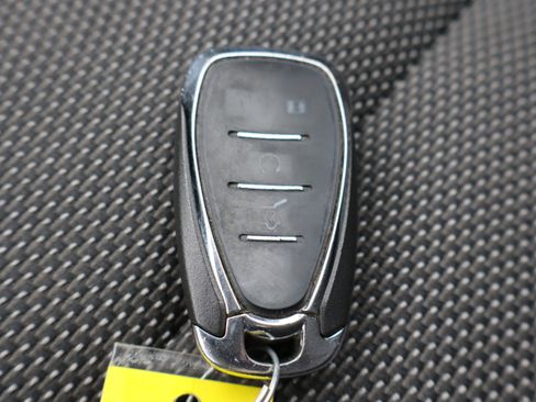 Used 2019 Chevrolet Traverse LT image 31