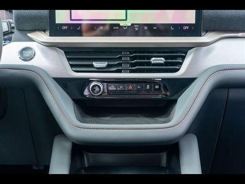 New 2026 Ford Explorer Active AWD/4WD image 28