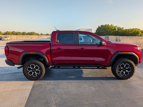 Used 2025 GMC Canyon AT4 w/ AT4X Package AWD/4WD image 6