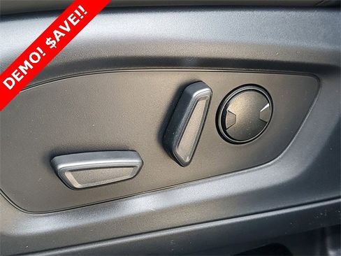 New 2025 Ford Explorer Active w/ Active Comfort Package image 12