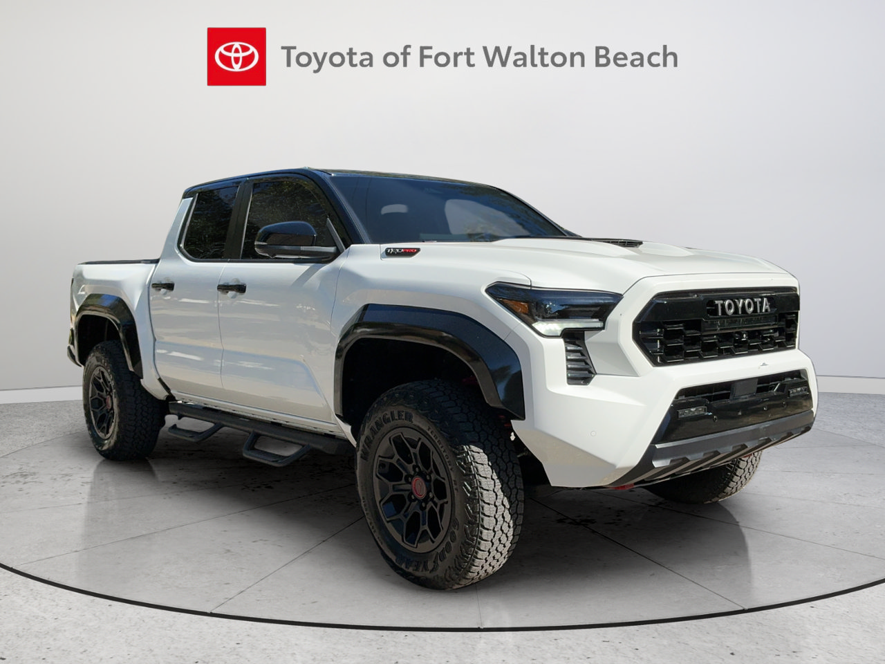 Used 2026 Toyota Tacoma TRD Pro AWD/4WD image 3