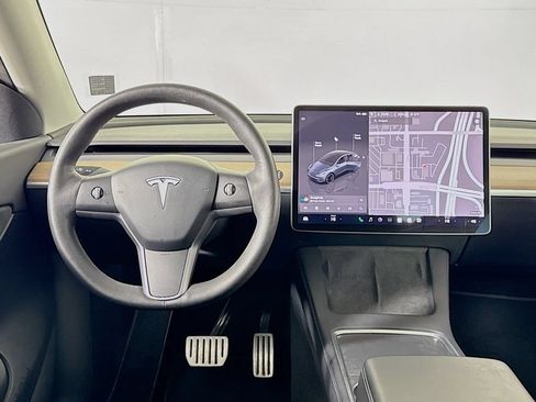 Used 2022 Tesla Model Y Performance AWD/4WD image 10