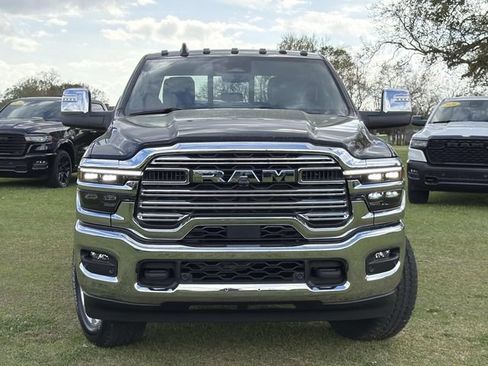 New 2026 RAM 2500 Laramie AWD/4WD image 4