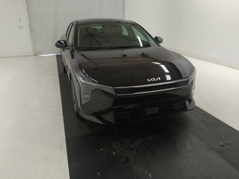 Used 2025 Kia K4 FWD image 14