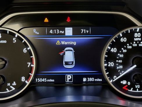 Used 2024 Nissan Murano Platinum w/ Cargo Package image 13