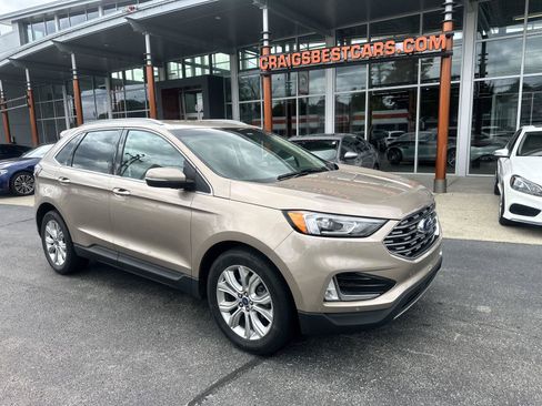 Used 2020 Ford Edge Titanium FWD image 8