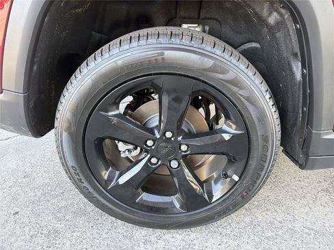 New 2025 Jeep Grand Cherokee Limited w/ Black Appearance Package AWD/4WD image 14