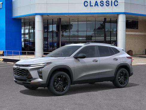 New 2026 Chevrolet Trax ACTIV w/ Driver Confidence Package image 2