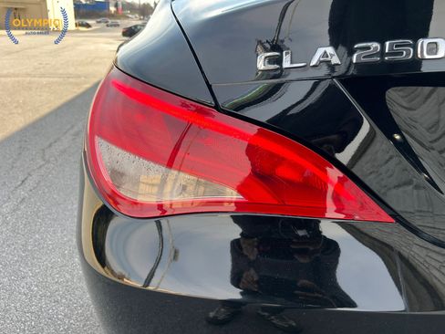 Used 2018 Mercedes-Benz CLA 250 image 16