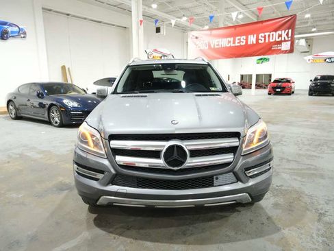 Used 2015 Mercedes-Benz GL 450 4MATIC w/ Parking Assist Package image 3