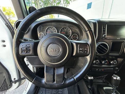 Used 2017 Jeep Wrangler Sport AWD/4WD image 16