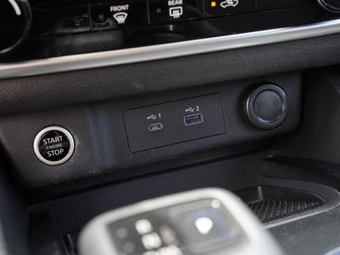 Used 2021 Nissan Rogue S FWD image 14