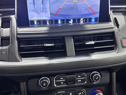 Used 2021 Chevrolet Suburban High Country w/ Premium Package image 17