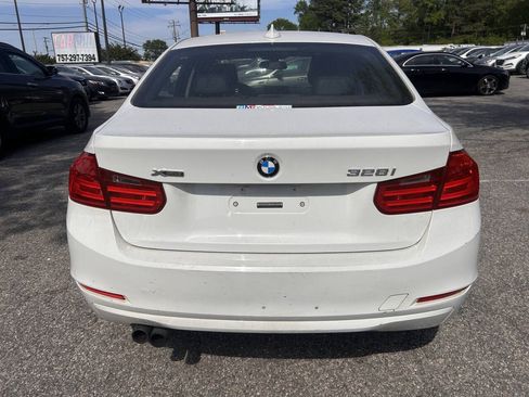 Used 2013 BMW 328i xDrive Sedan AWD/4WD image 7