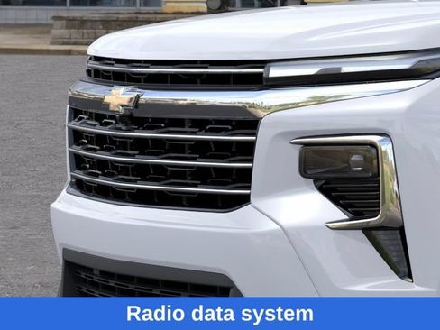 Used 2026 Chevrolet Traverse LT w/ Sun and Wheel Package AWD/4WD image 14