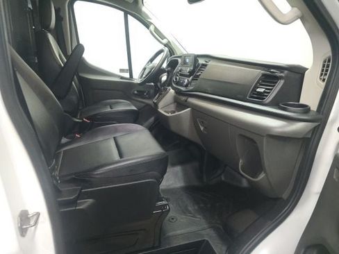 Used 2023 Ford Transit 150 Low Roof RWD image 4