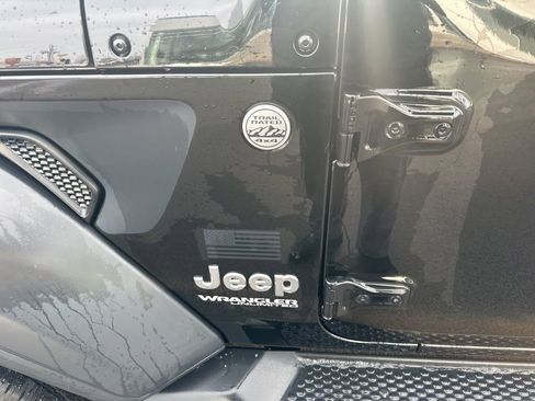 Used 2020 Jeep Wrangler Unlimited Freedom Edition image 35