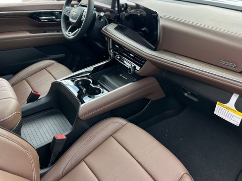 New 2026 Chevrolet Tahoe High Country image 18