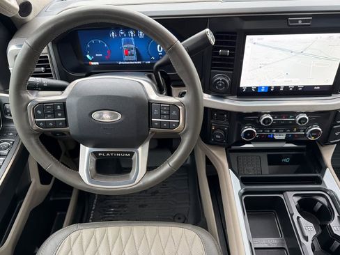 Certified 2025 Ford F350 Platinum w/ Platinum Plus Package AWD/4WD image 14