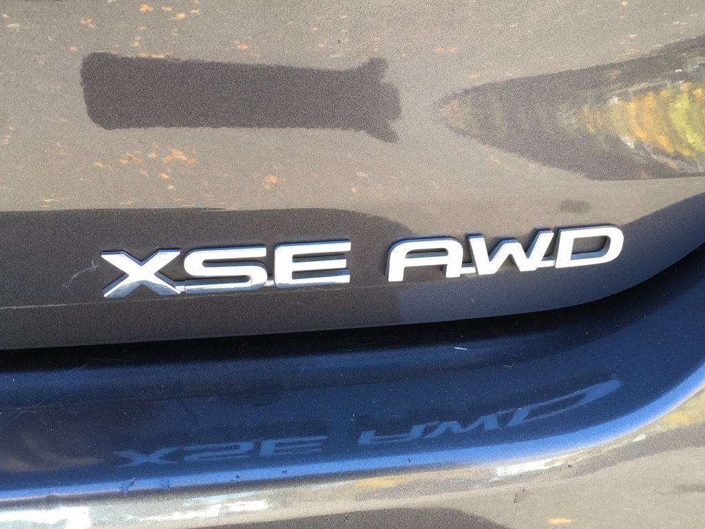 Used 2021 Toyota Highlander XSE AWD/4WD image 6