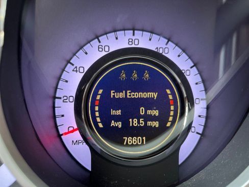 Used 2010 Cadillac SRX Luxury image 18