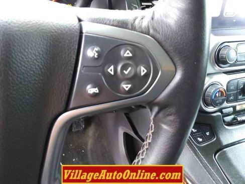 Used 2016 Chevrolet Suburban LTZ image 18