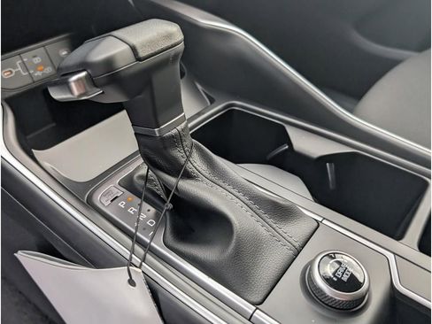 New 2025 Kia Sorento LX image 23