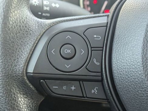 Used 2023 Toyota RAV4 XLE FWD image 24