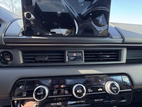 New 2025 Honda Pilot TrailSport image 7