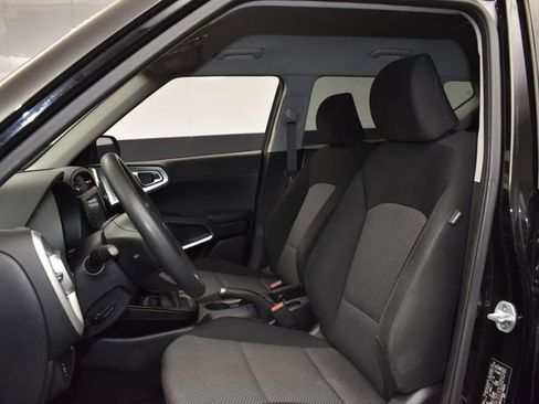 Certified 2020 Kia Soul LX FWD image 9