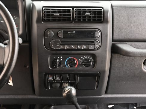 Used 2005 Jeep Wrangler Sport AWD/4WD image 20