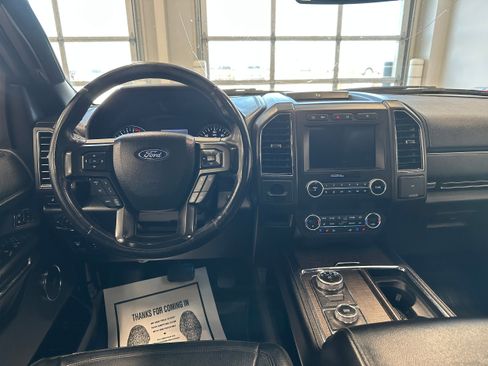 Used 2019 Ford Expedition Limited w/ Equipment Group 301A AWD/4WD image 20