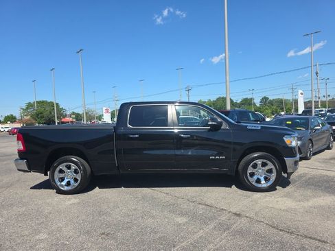 Used 2020 RAM 1500 Big Horn AWD/4WD image 3