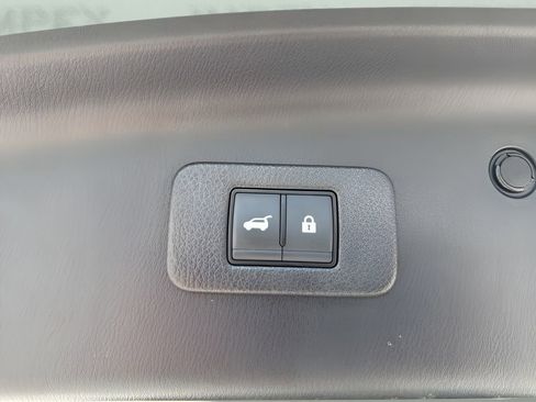 Used 2024 Nissan Armada Platinum w/ Captain's Chairs Package image 33