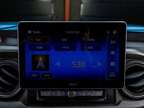 Used 2019 Toyota Tacoma TRD Off-Road image 23