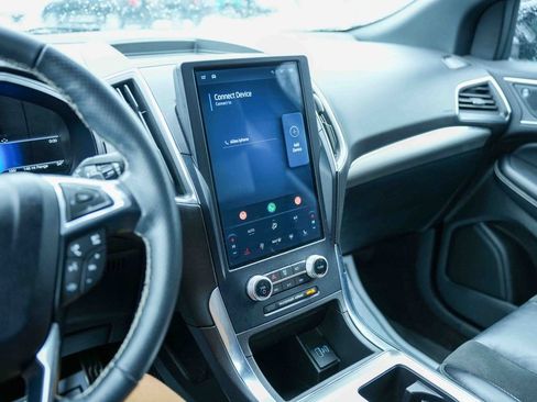 Used 2023 Ford Edge ST image 29