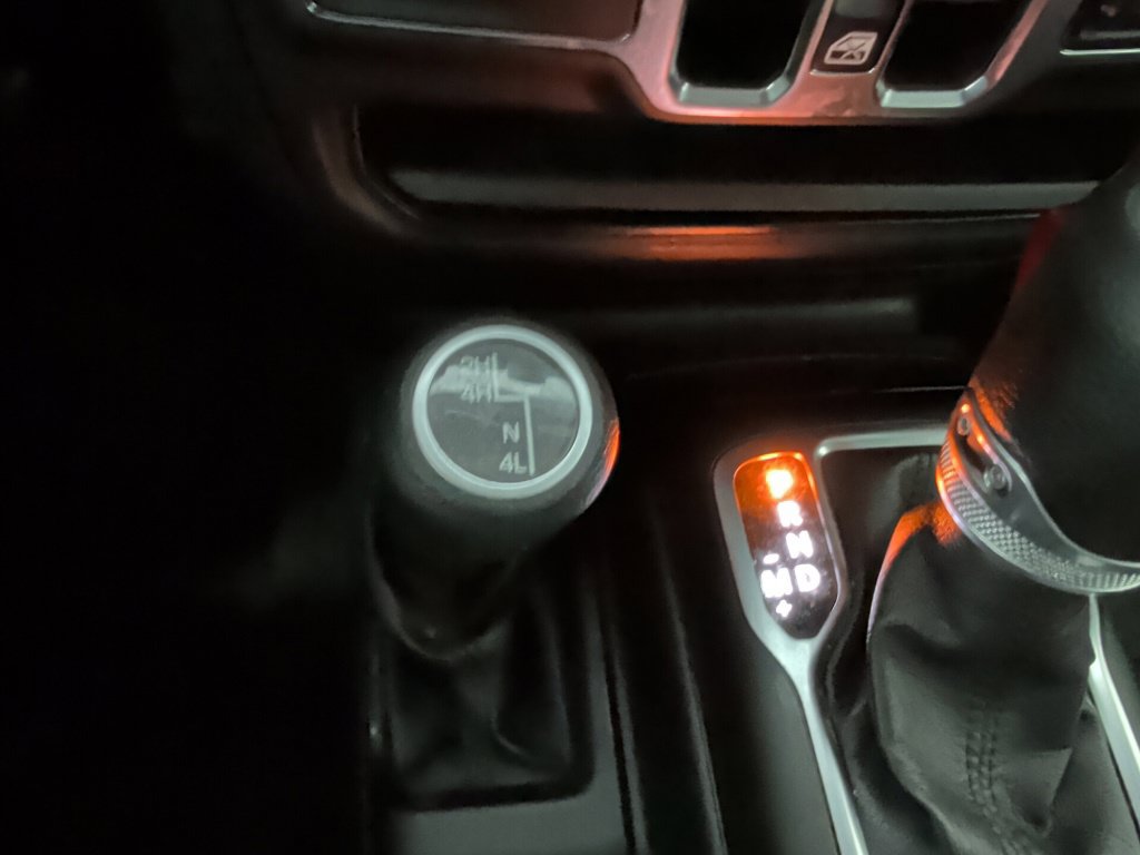Used 2021 Jeep Wrangler Unlimited Sport AWD/4WD image 17