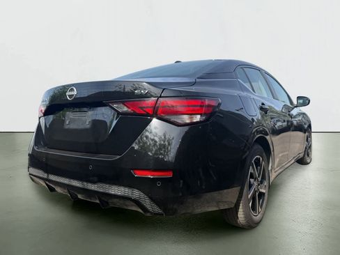 Used 2024 Nissan Sentra SV image 5